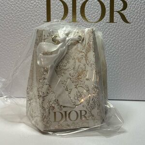 Dior Holiday Miss Dior Mini